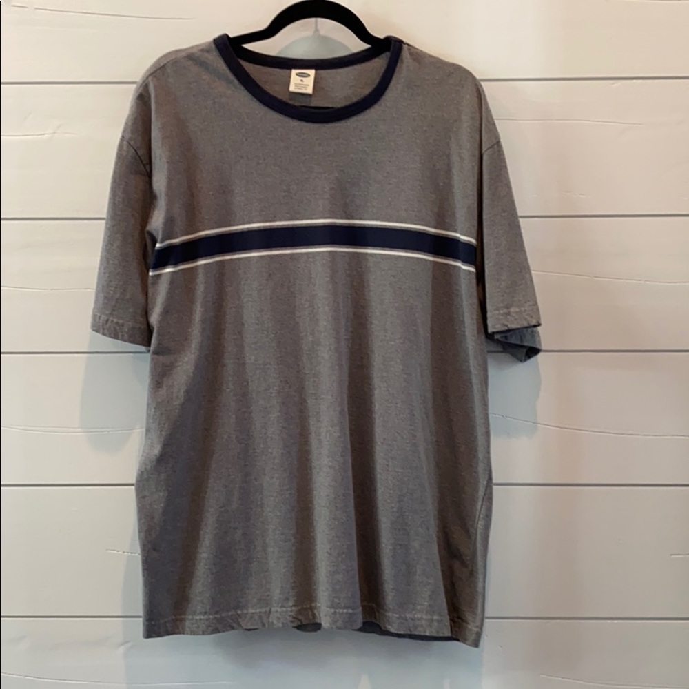 Old Navy T-shirt